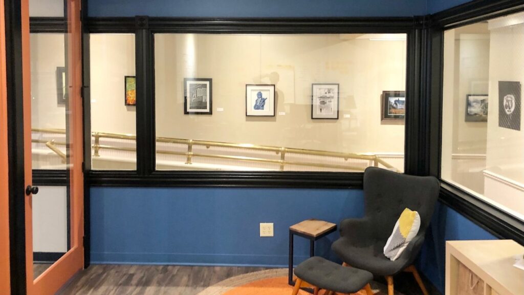 Four-person private office