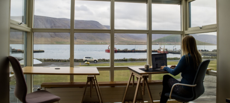 how to work remotely (a guide)